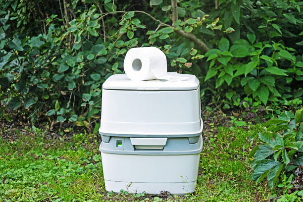 Best Porta potty delivery and setup  in Amsterdam, NY